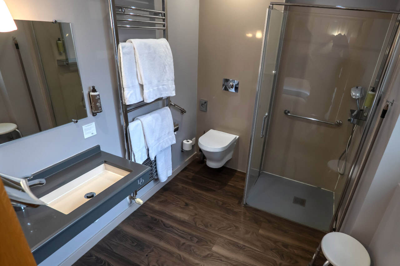 Chambre Supérieur Élégeante Bathroom View