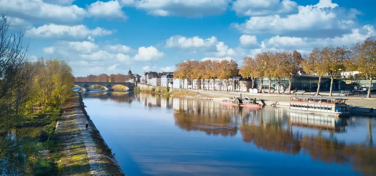 Hôtel d'Orléans Booking CTA